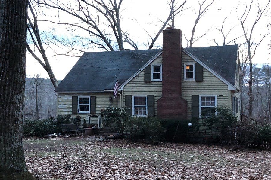 35 Spofford St, MA 01833 Zillow