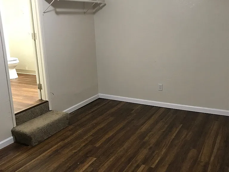 1355 Cordone Ave #13 — Photo 9