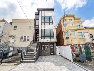 95 Stegman St, Jersey City, NJ, 07305