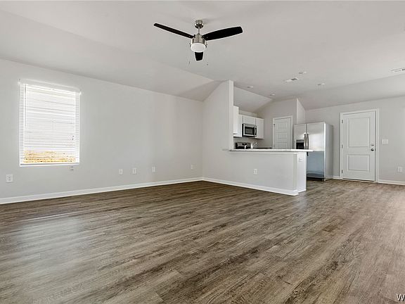 5th image of 16512 Osceloa Ave