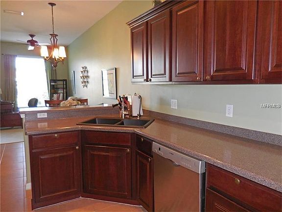 5th image of 7026 Prosperity Cir
