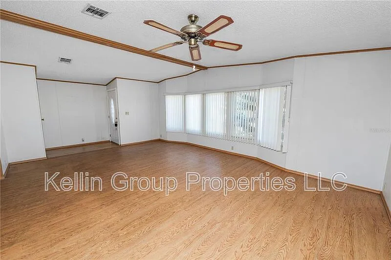2 bed, 2.0 bath, 1352 sqft, $1,600 — Photo 2