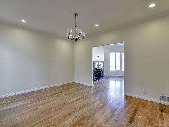5th image of 1239 35th Ave