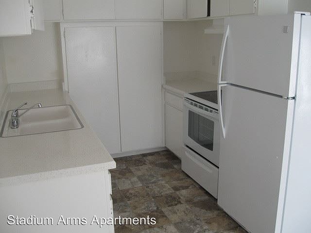 1st image of 4573 Twain Ave APT 121