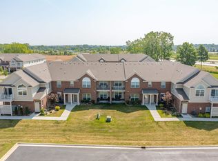 51879 E Pointe Ln, Chesterfield, MI 48051
