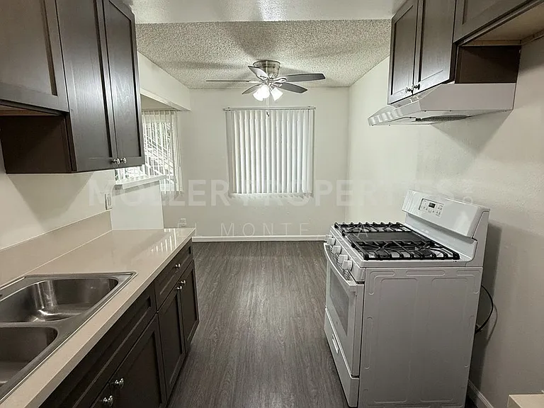 Baldwin Park 3229 — Photo 21