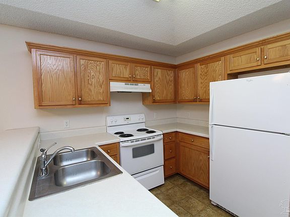 4th image of 5600 W Shore Dr APT E