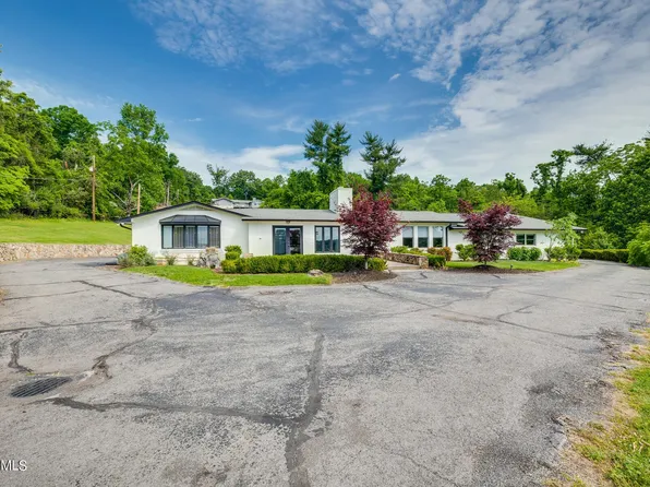 7652 Charlton Dr, Knoxville, TN 37920