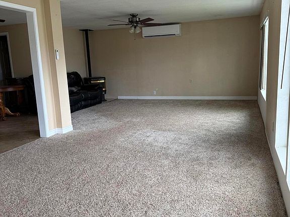 3rd image of 1204 Ocala Ave