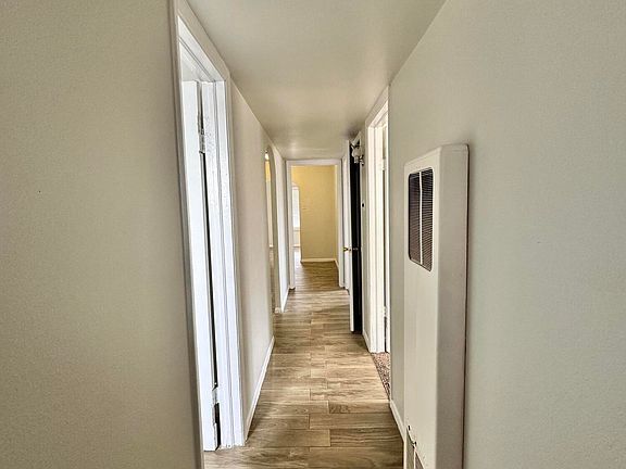 4th image of 2608 Sacramento Ave