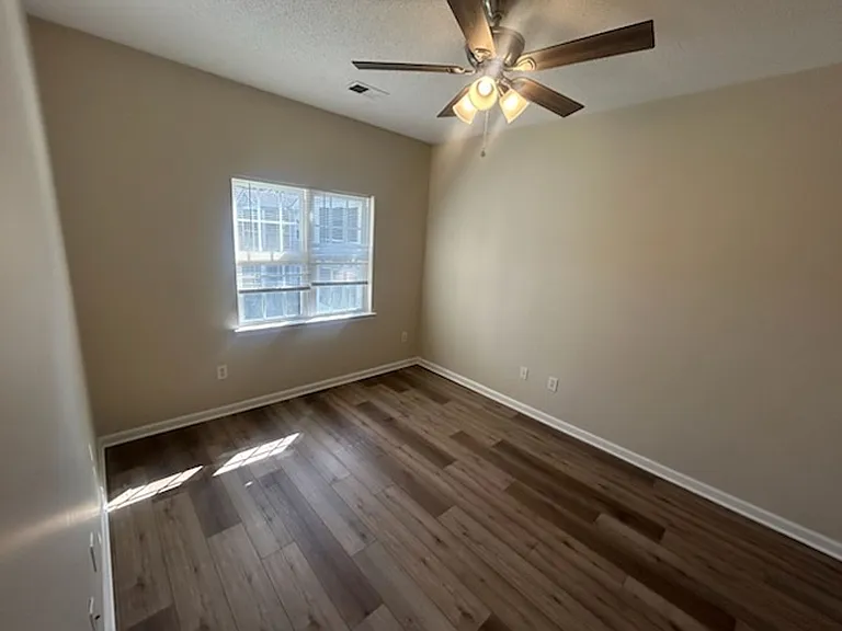 6308 Sweetwater Blvd — Photo 23