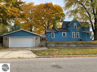 403 E Nelson St, Cadillac, MI 49601