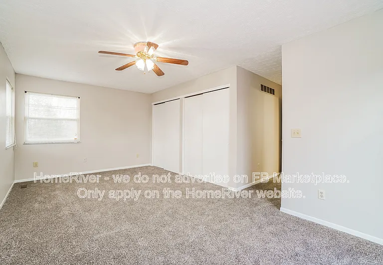 3560 Woody Way — Photo 10