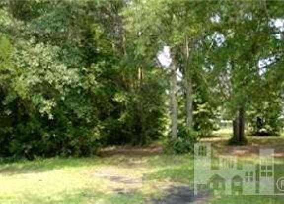 4th image of 1704 Verrazzano Dr