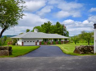 402 Pinnacle Hill Rd, New Hampton, NH 03256