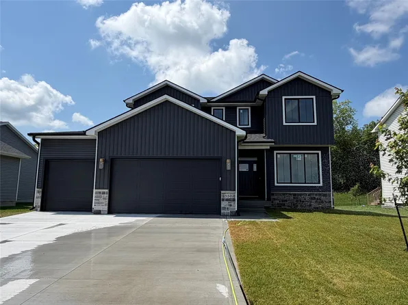 550 NW Georgetown Dr, Waukee, IA 50263