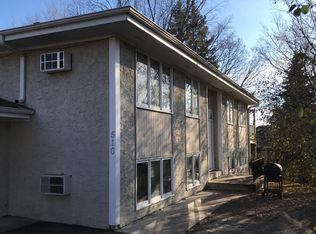 510 Wayzata Blvd E APT 1, Wayzata, MN 55391