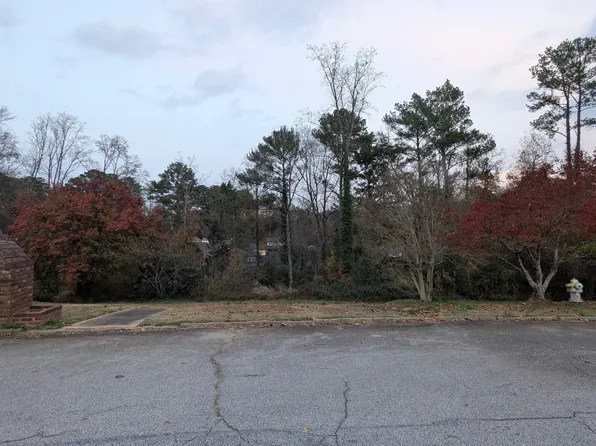 3574 Finesse Dr, Decatur, GA 30032