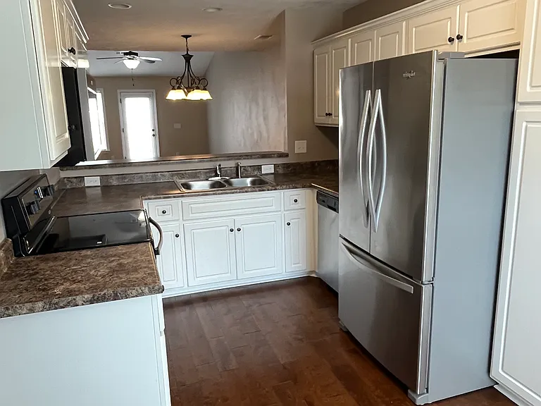 110 Satomi Way — Photo 32
