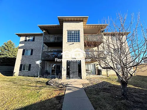10151 Sutton Dr #8 Photo 1