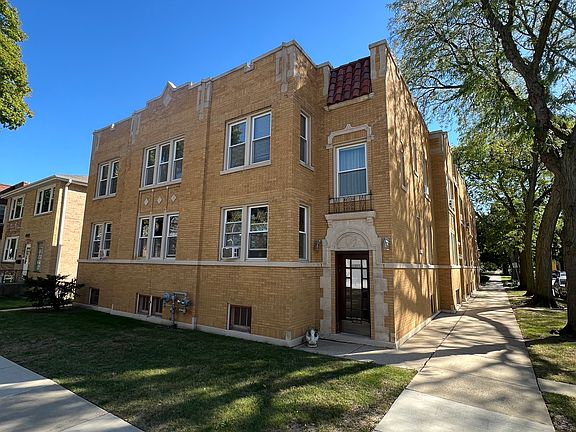 2nd image of 5743 N McVicker Ave #2
