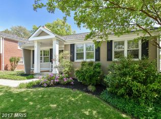 6112 Swansea St, Bethesda, MD 20817