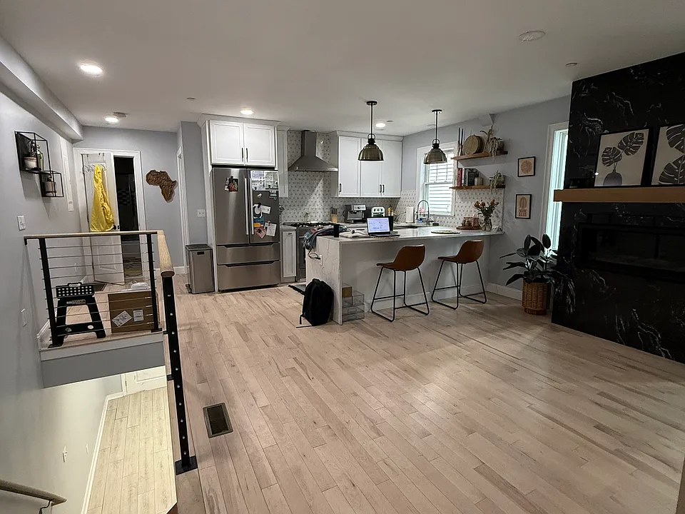 30 Cameron Ave #30