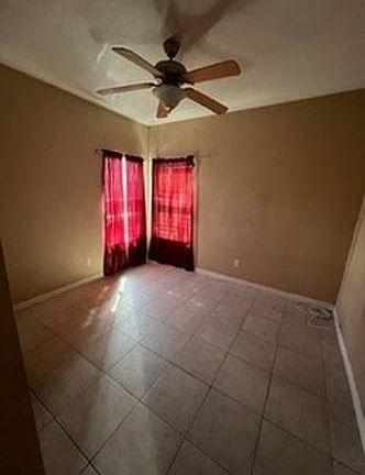 5th image of 637 Del Valle Ave