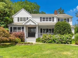 711 E Broad St, Westfield, NJ 07090