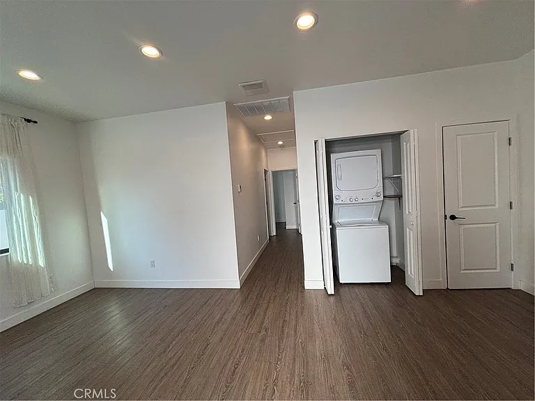 1668 Glen Ave — Photo 8