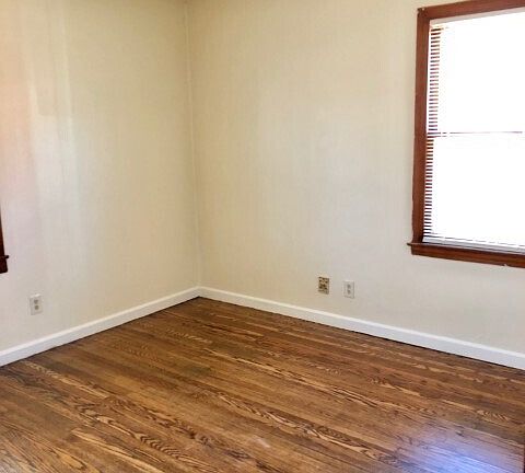 4th image of 2030 N Colorado Ave