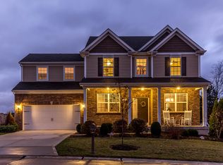2101 Preston Woods Pkwy, Lake Saint Louis, MO 63367