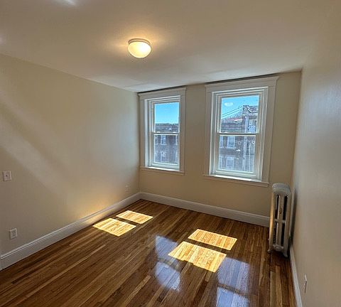 5th image of 109 Brainerd Rd APT 12