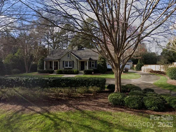 1222 Cedar Ln, Charlotte, NC 28226