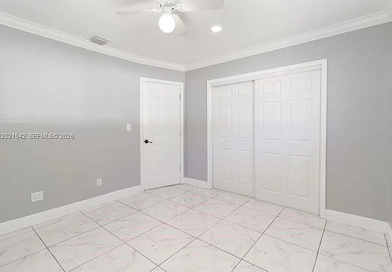 913 SW 49th Ave — Photo 22
