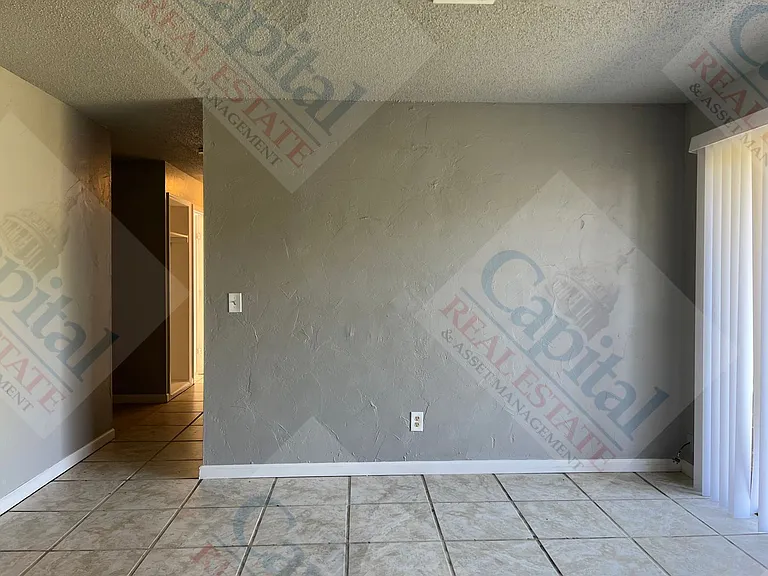 721 Lloyd Ave — Photo 5
