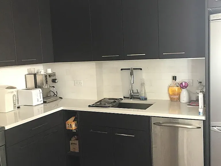 321 W 110th St #9C — Photo 4