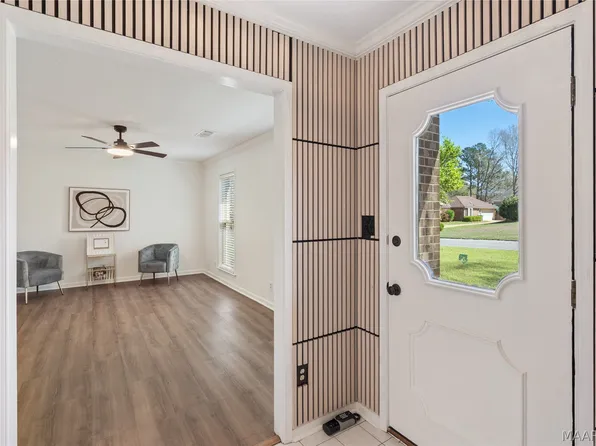 421 Seminole Dr, Montgomery, AL 36117