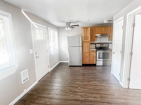 4th image of 2436-2474 Lee St SE #Don2468