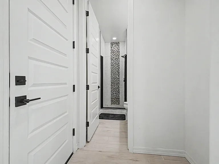 5737 W Getty Dr — Photo 28