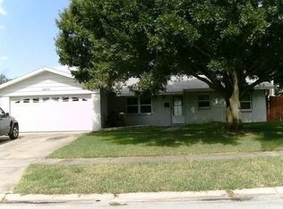 5453 18th St NE, Saint Petersburg, FL 33703