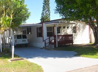 12050 Hibiscus Dr, Fort Myers, FL 33908