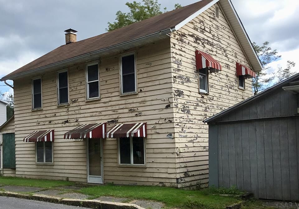 1st image of 770 Lake St