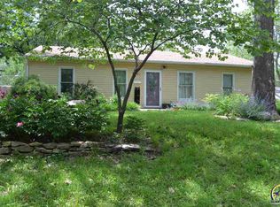 1911 SW Quivira Dr, Topeka, KS 66604