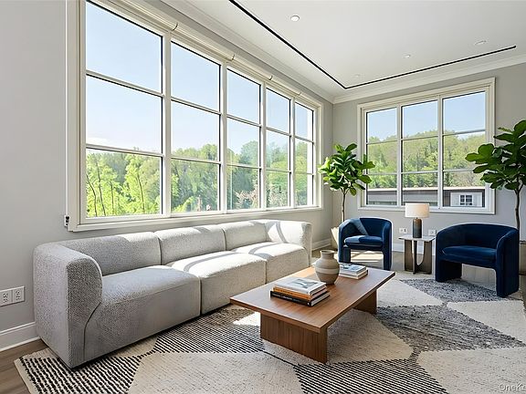 4th image of 100 Garvies Point Road #1042