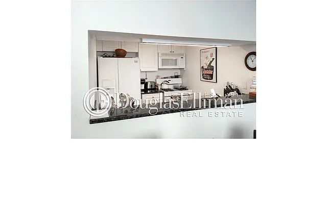 Rented by Douglas Elliman | media 45