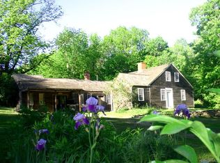 797 Pomfret Rd, Hampton, CT 06247