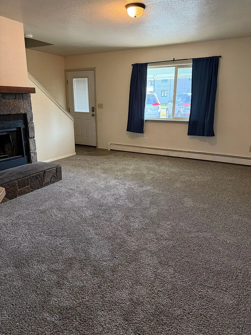 8101 E 16th Ave - JM70/30 — Photo 2