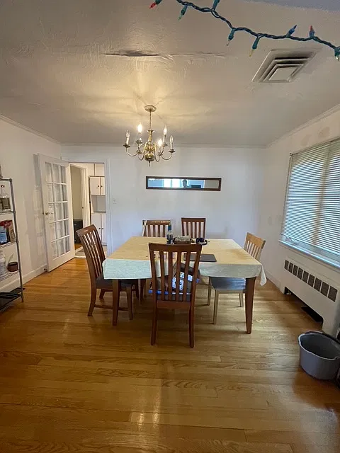 275 Tappan St — Photo 4