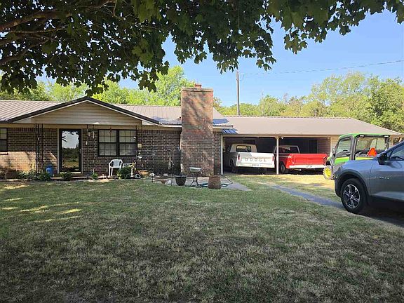 3rd image of 22091 NE North Dr